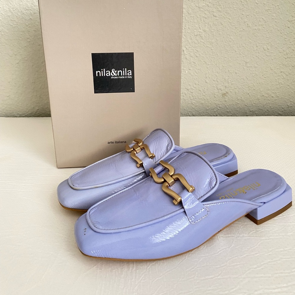 Nila & Nila Italian shoes clogs mules lilac color